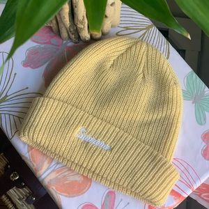 Supreme Loose Gauge Beanie